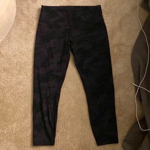 Black Camo Lululemon Wunder Under Leggings 25 Inch